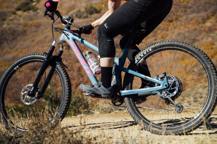Hayes_Dominion_T4_bike_1