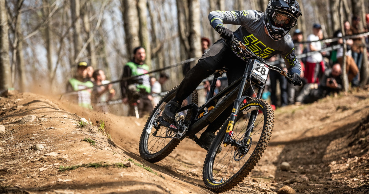 Mtb extreme downhill cheap