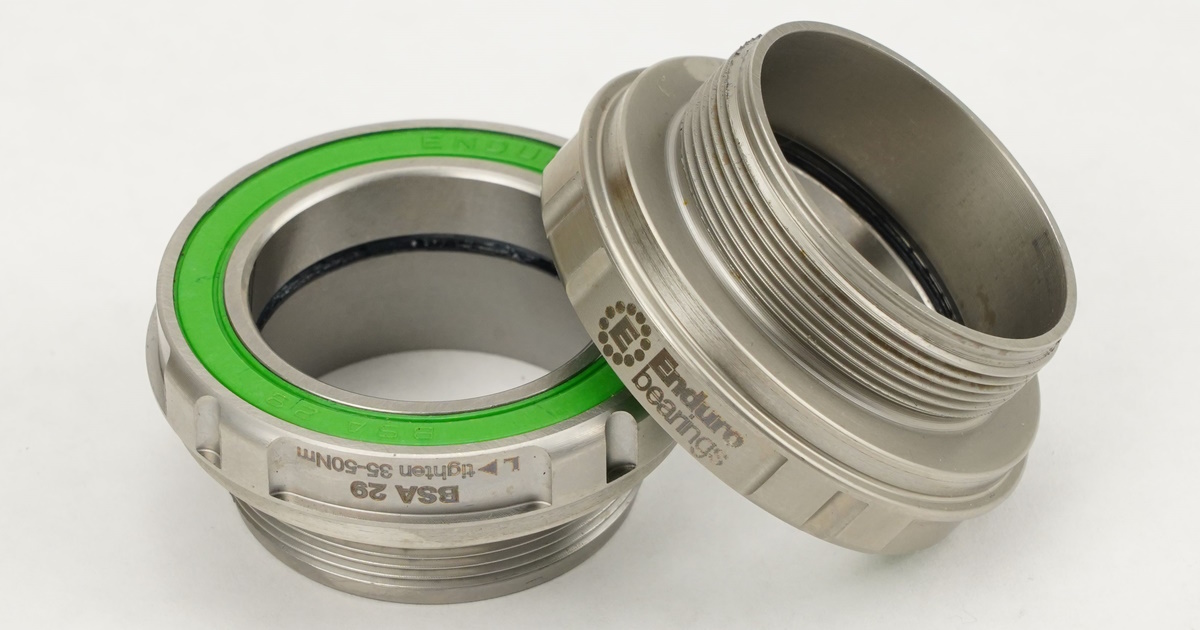 Enduro bottom bracket top