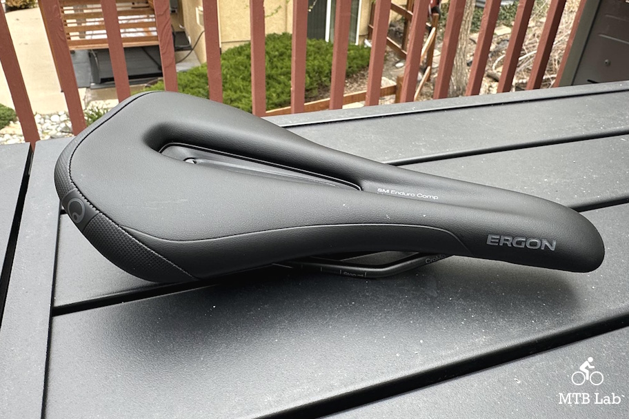 ergon_enduro_comp_side_table