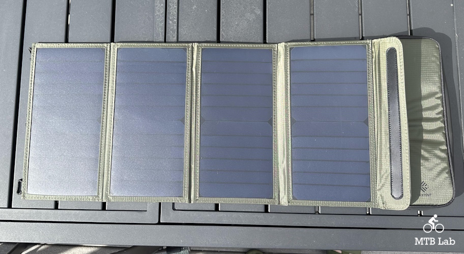 nestout_solarpanel_open_flat