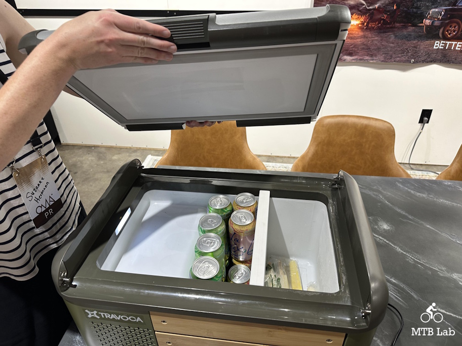 omas25_TRAVOCA_25L_inside