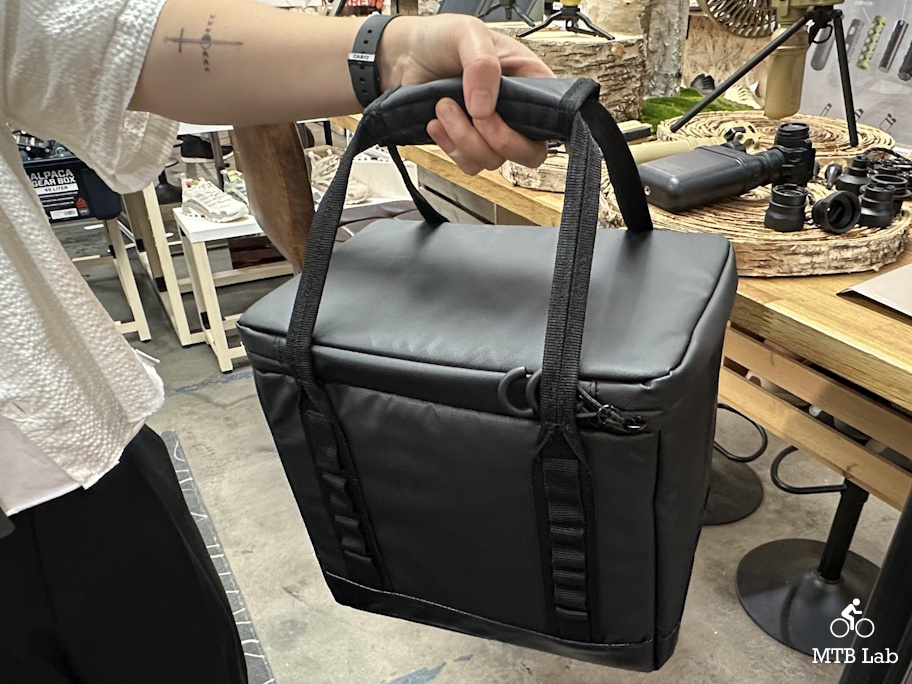 omas25_nestout_power_station_bag