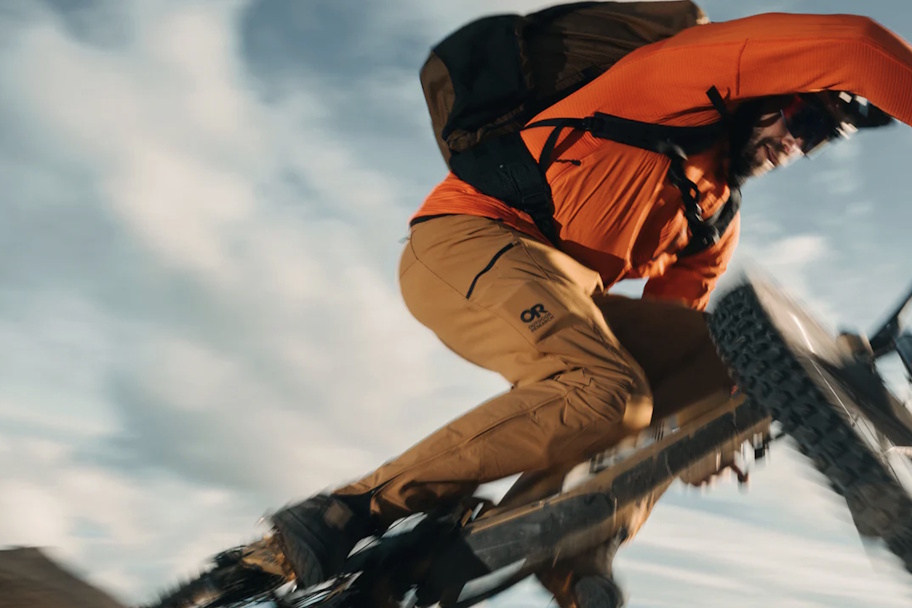 or_freewheel_pants_onbike