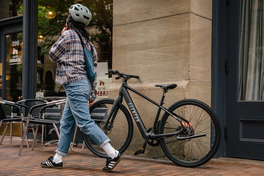 Aventon_Soltera3_parked