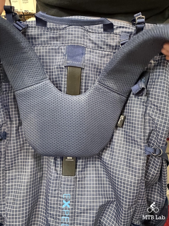 omaw26_exped_lightning_pack_adjust