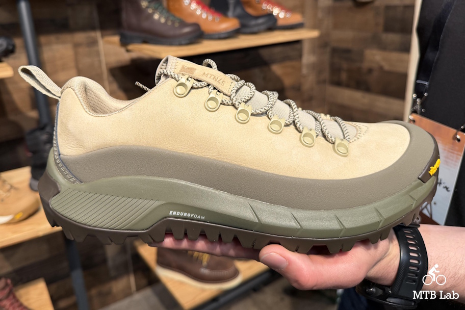 omaw26_danner_mtn45_side