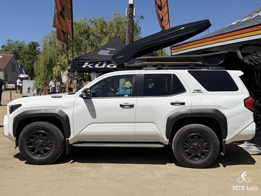 otter26_kuat_Varial_box_on_4runner