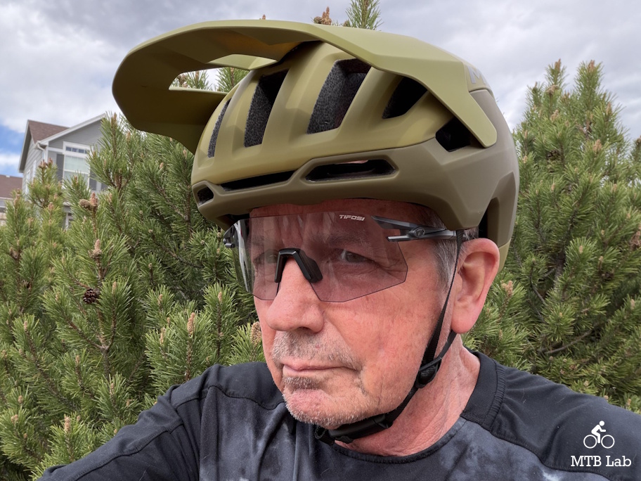 tifosi_moab_xc_helmet_wear