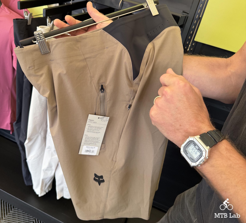 otter26_fox_flexair_shorts
