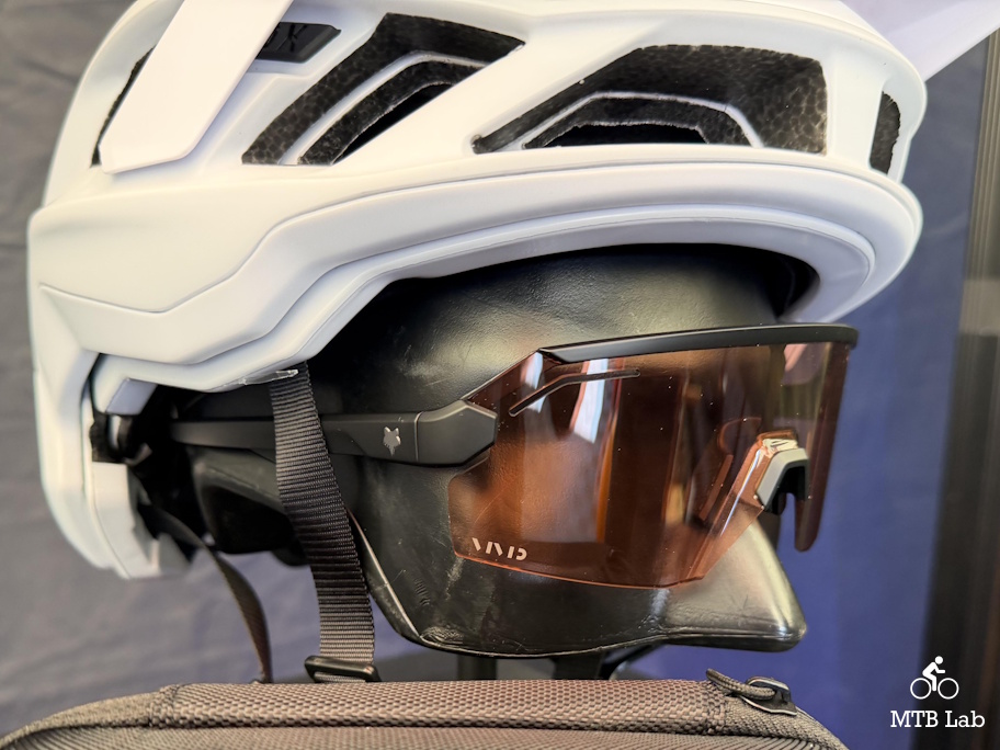 otter26_fox_vue_eyewear