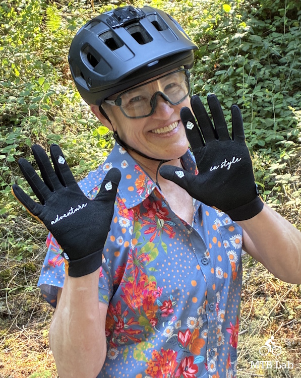 shredly_glove_back