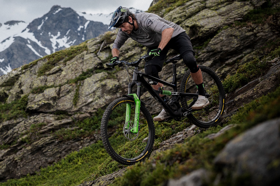 Pirelli_Jack_Moir_La_Thuile_Ross_Bell_1