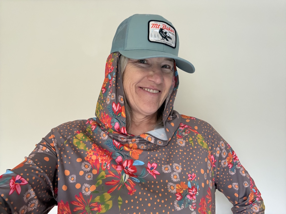 Shredly_Featherweight_Sun_Hoodie_hood_up