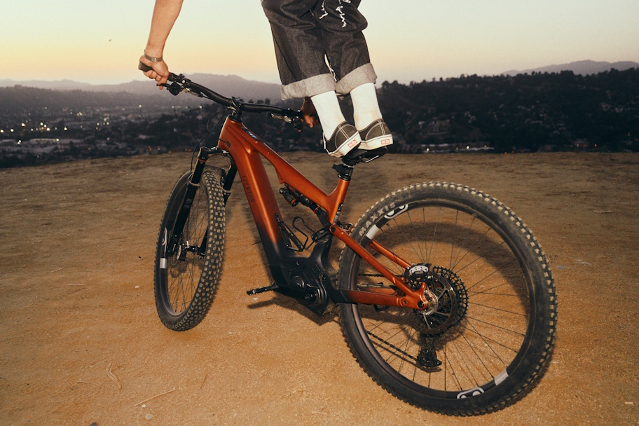 aventon_Current_LTD_wheel
