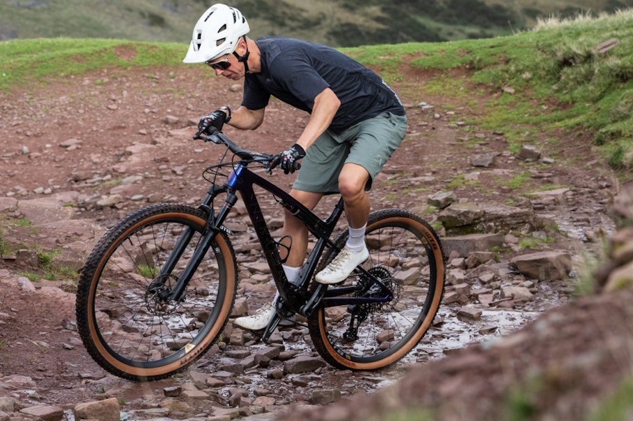 wtb_CMR_Light_riding
